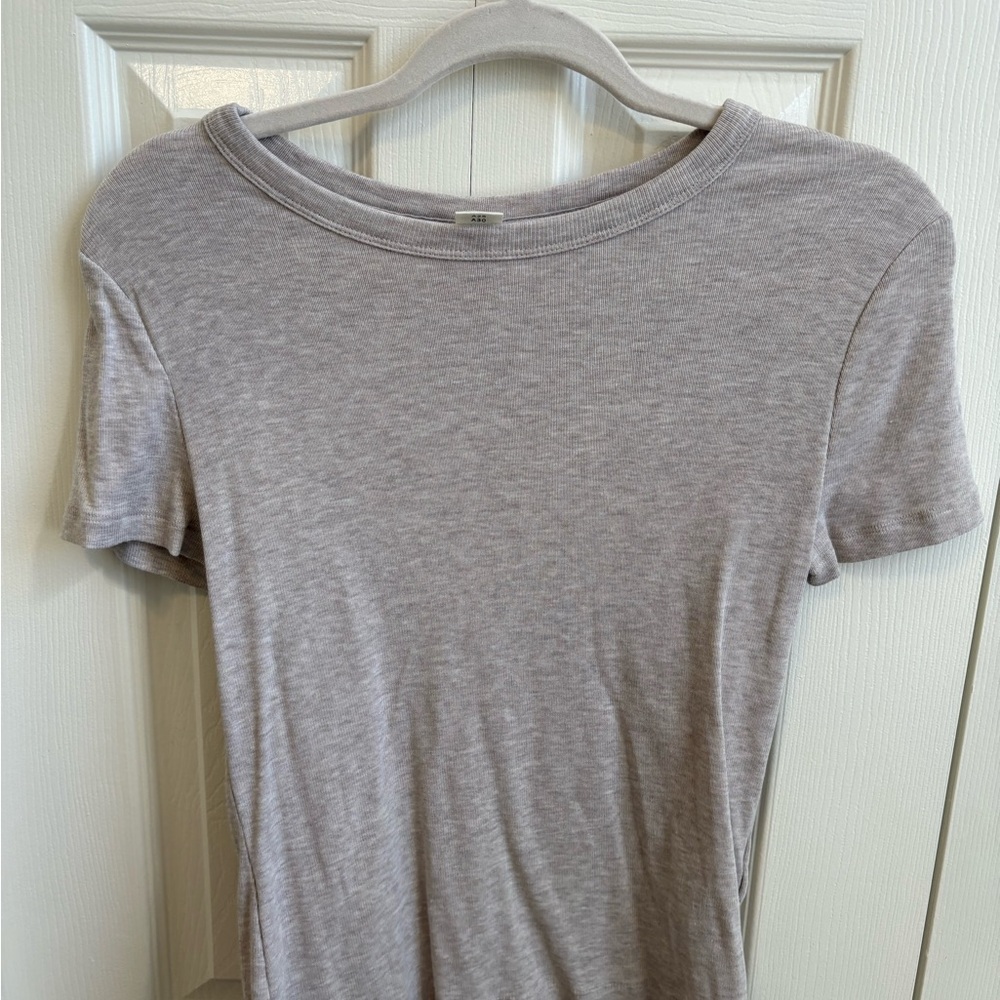 H&M Light Gray Short Sleeve Tee